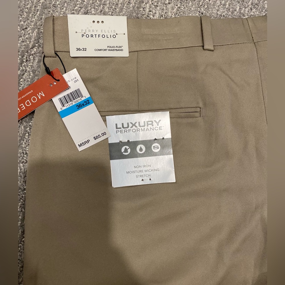 New Men's Dark Khaki Dress pants